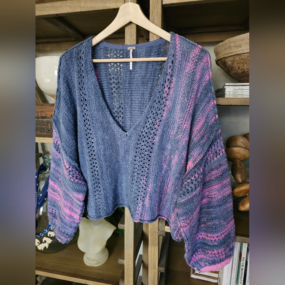 Free People Amethyst Pullover V-neck Cropped Sweater Blue Combo Sz M - Picture 5 of 6